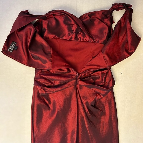 Dress Barn Holiday cocktail metallic burgundy fully lined dress Sz-10.  X9 - Picture 9 of 13